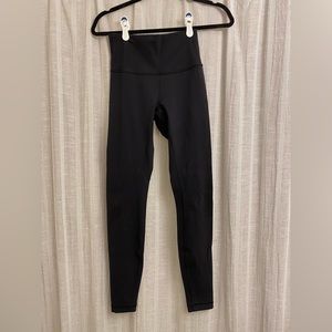 Lululemon high-rise wunder under leggings
